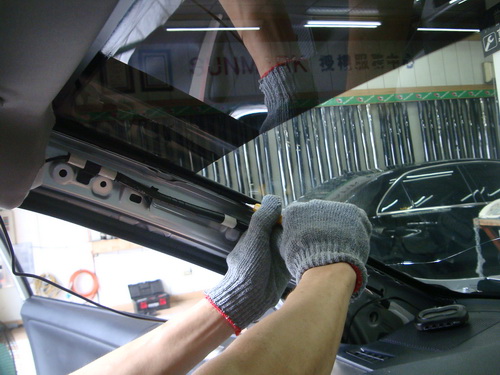 Toyota rav-4 汽車玻璃 擋風玻璃 更換