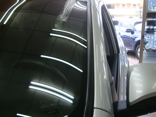 Toyota rav-4 汽車 擋風玻璃 更換 @ 立耀 、 汽車玻璃 、 擋風玻璃 、 修補 、 更換 、 前擋 、 汽車玻璃價格 、 03 ...